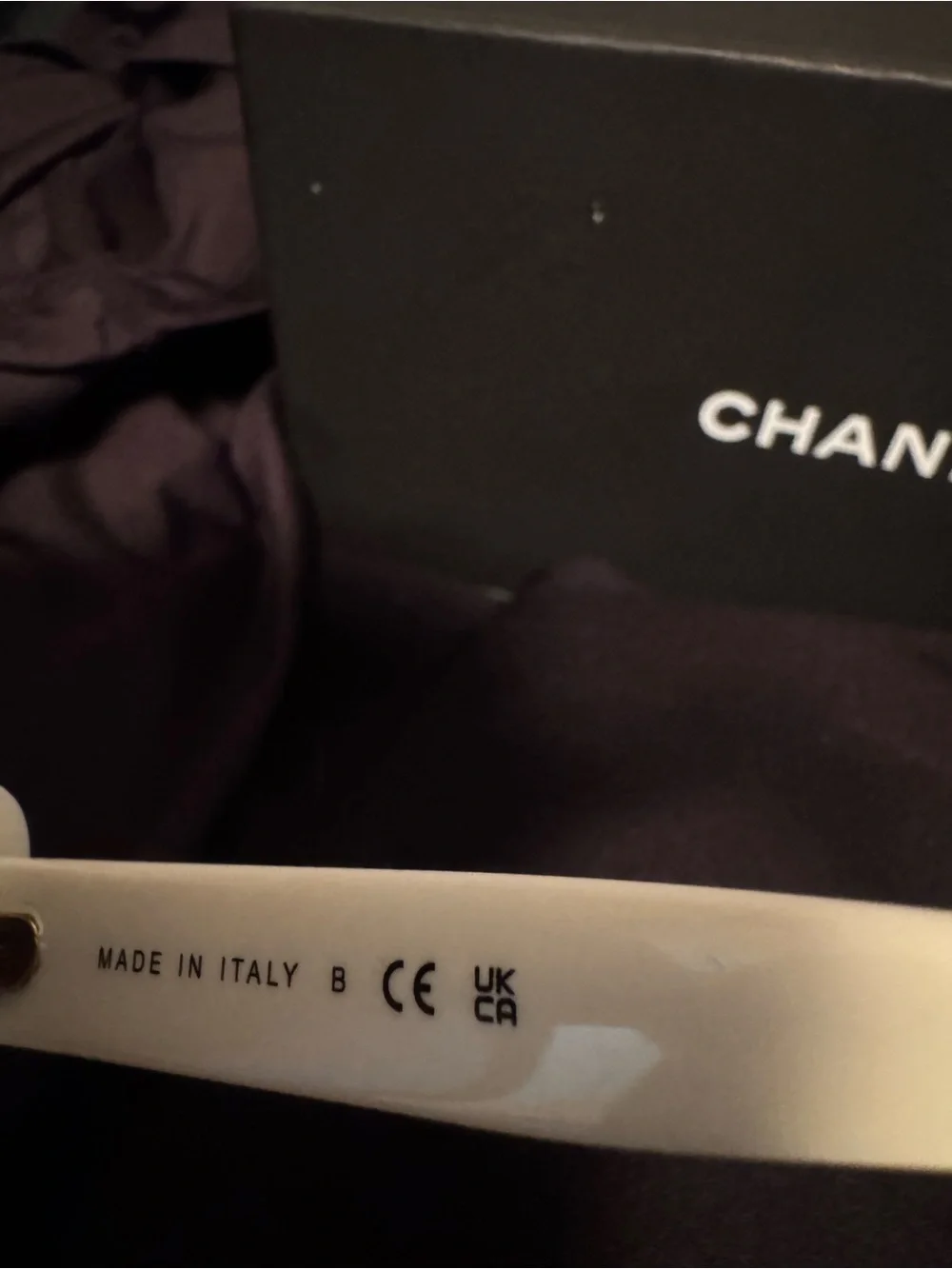 CHANEL gorgeous sunnies
